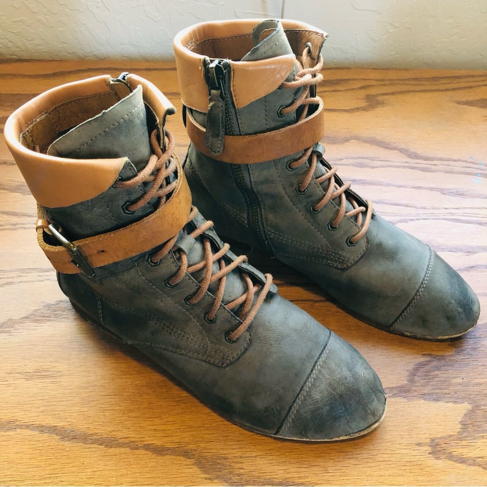 Juil Lelo Grounding Lace up & Buckle Booties--Size 7